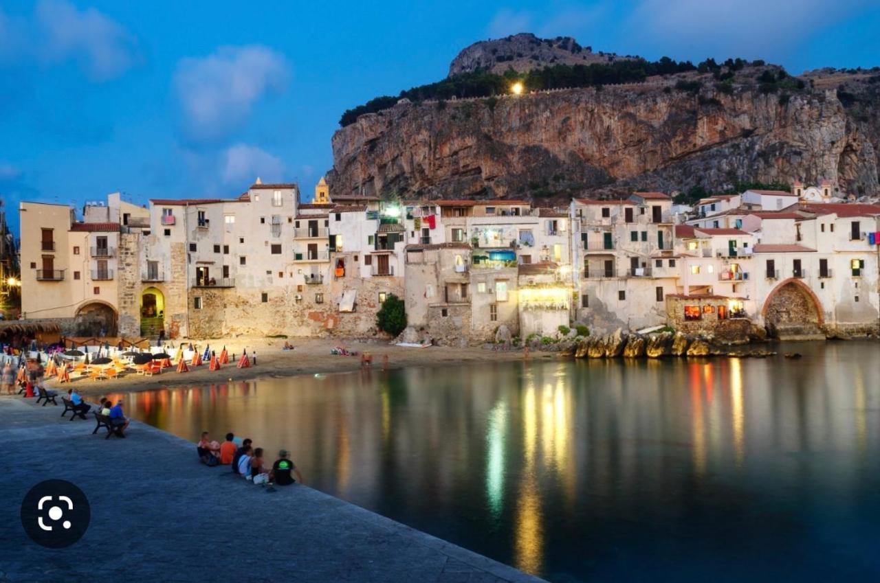 Casa Marina, La Terrazza Sul Mare Acomodação com café da manhã Cefalù Exterior foto