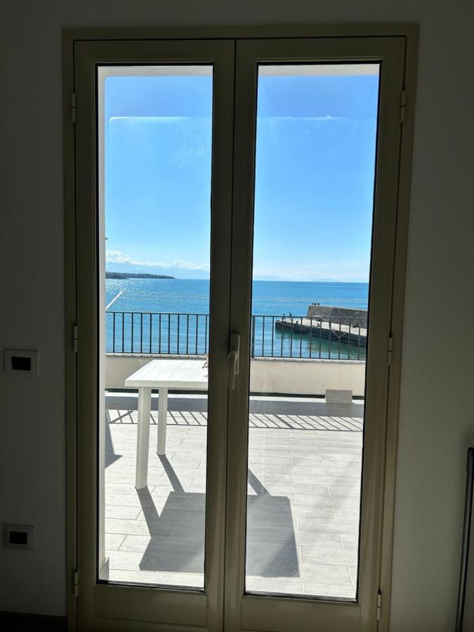 Casa Marina, La Terrazza Sul Mare Acomodação com café da manhã Cefalù Exterior foto